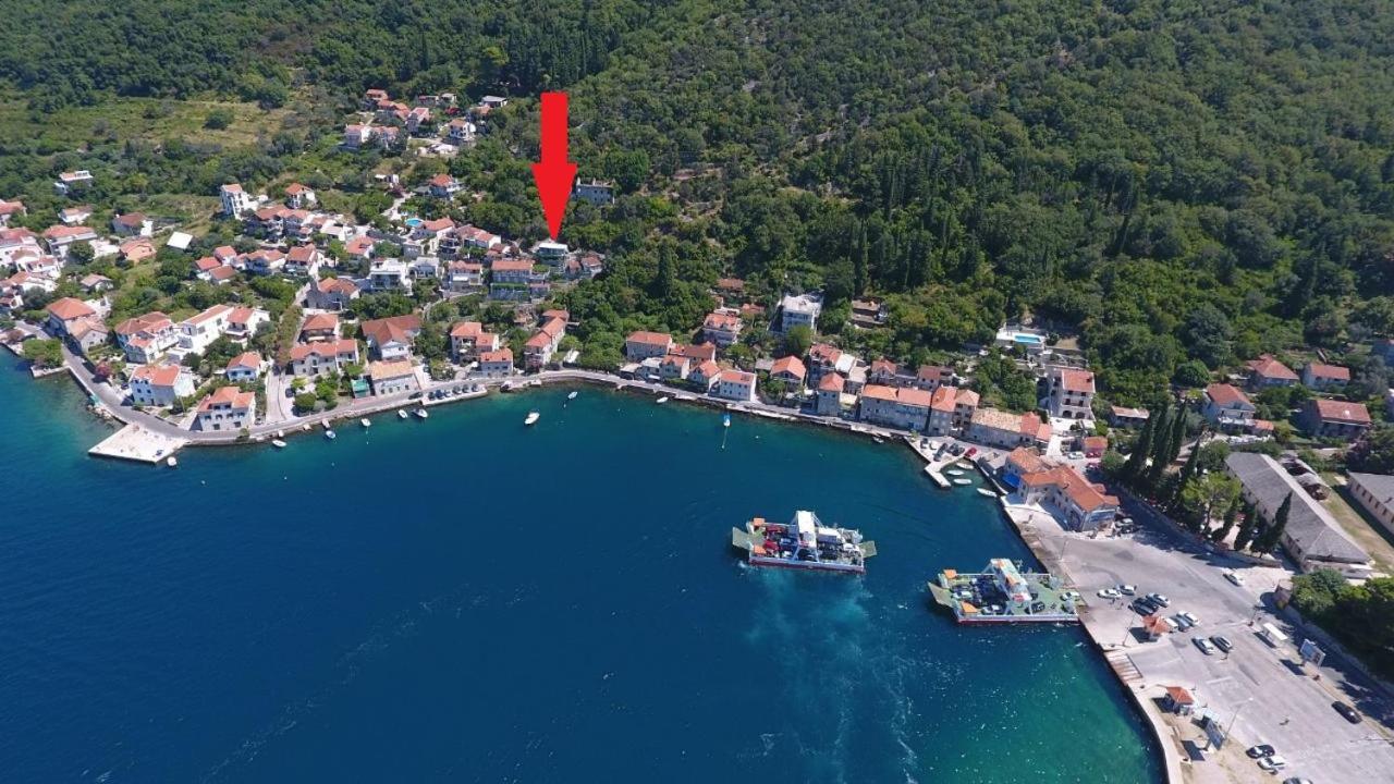 Apartments Eftimov Тиват Экстерьер фото